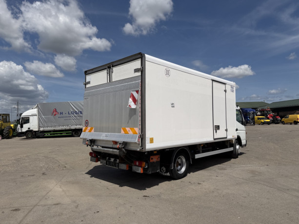 mitsubishi-fuso-canter-chladiak-automat-e6-vin-442-big-2