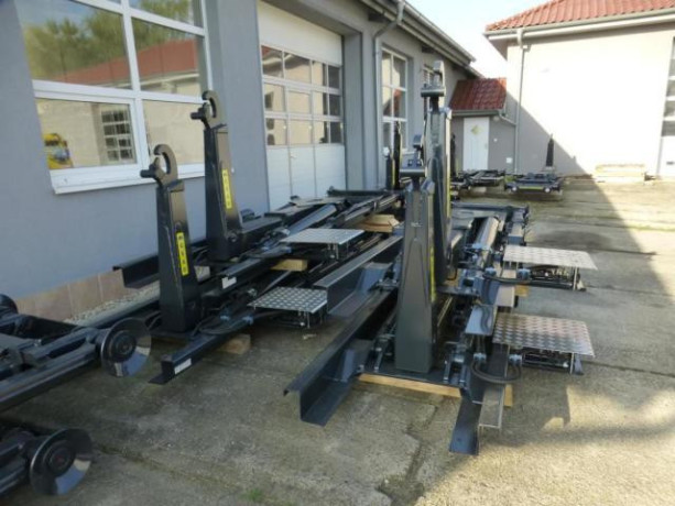 hakove-nosice-kontejneru-csao-big-1