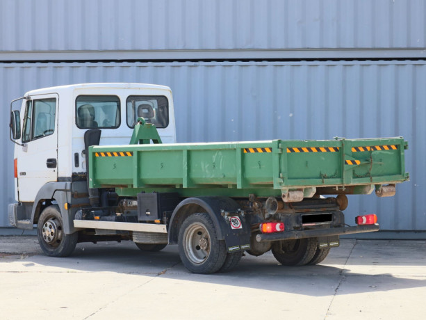 nissan-atleon-nastavba-cts-servis-okrinek-vyska-haku-1-metr-sila-haku-6-tun-1-valec-big-2