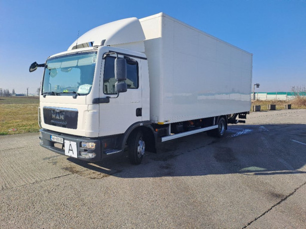 man-tgl-8180-4x2-bl-big-2
