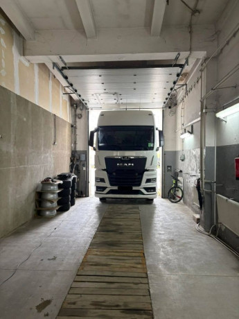 man-tgx-18470-na-predaj-big-3
