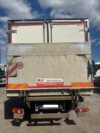 volvo-fl-240-181kw-m6-big-2