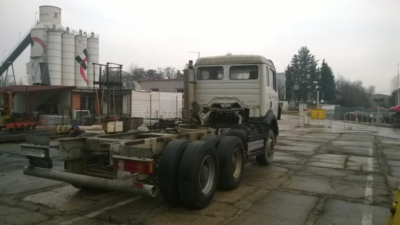 mercedes-benz-valnik-big-2