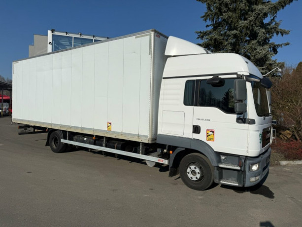 man-tgl12220-euro-5-big-0