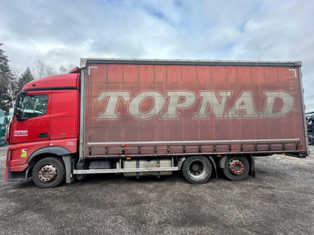mercedes-actros-2542-310kw-big-0