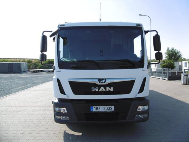 man-tgl-12220-big-0