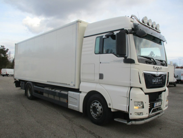 man-tgx-18440-big-1