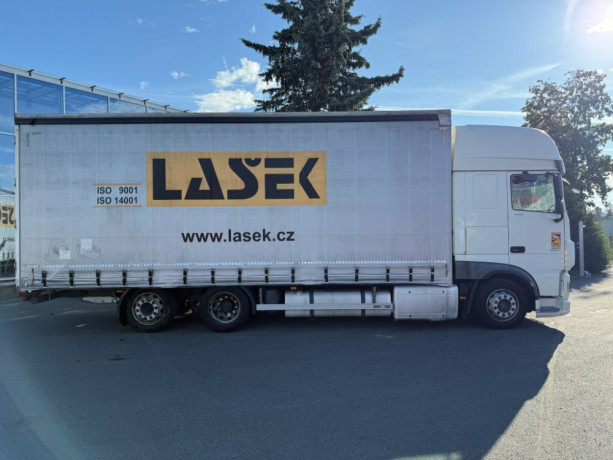 daf-xf440-euro-6-6x2-big-1