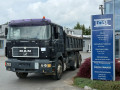 man-26463-6x4-small-3