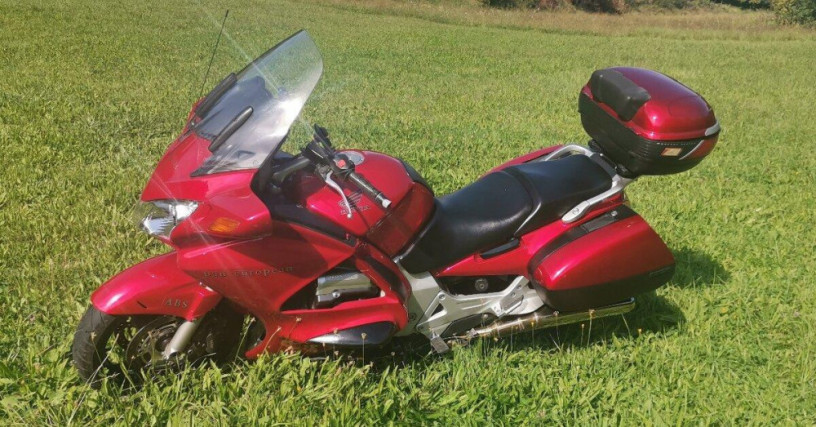 3567eur-honda-pan-european-1300-st-rv-2005-93kw-abs-92123km-a-big-4