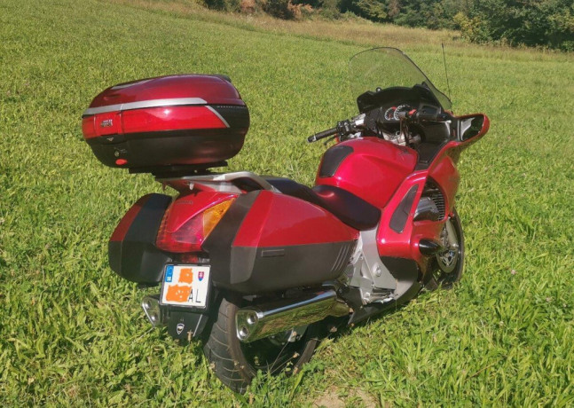 3567eur-honda-pan-european-1300-st-rv-2005-93kw-abs-92123km-a-big-3