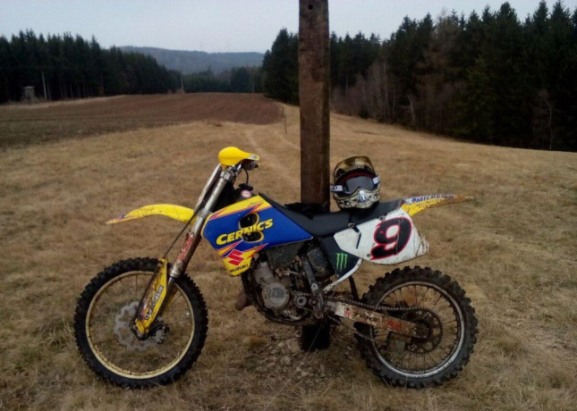 nahradni-dily-suzuki-rm-125-250-big-0