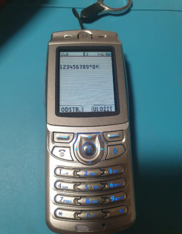 motorola-e365-big-3