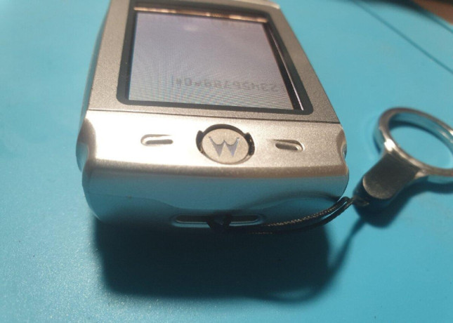 motorola-e365-big-0
