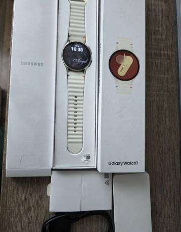 samsung-galaxy-watch-7-40mm-lte-l305-ako-nove-big-0