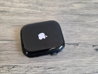 apple-watch-series-7-nike-45mm-gps-aluminium-case