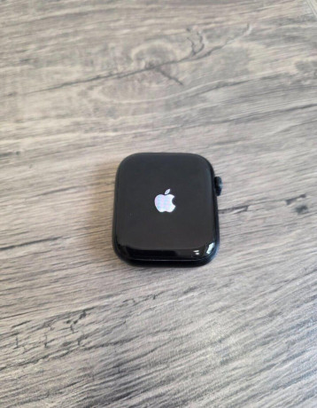 apple-watch-series-7-nike-45mm-gps-aluminium-case-big-1