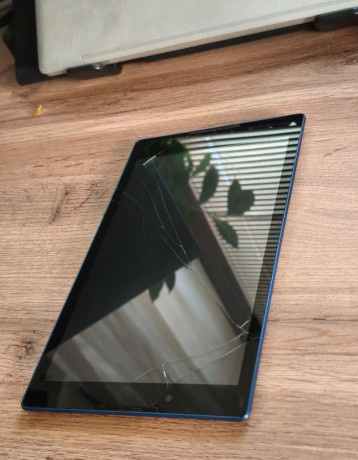 predam-displej-lenovo-tab3-big-0