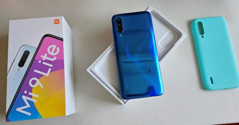 xiaomi-mi9-lite-664gb-big-0