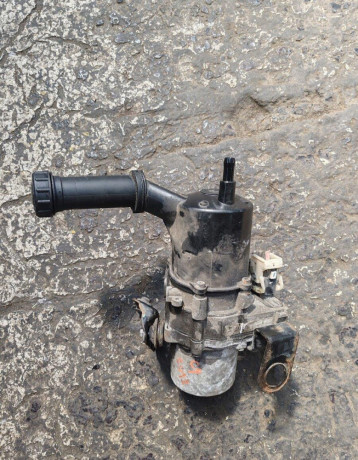 citroen-c4-ii-16-hdi-servocerpadlo-big-1