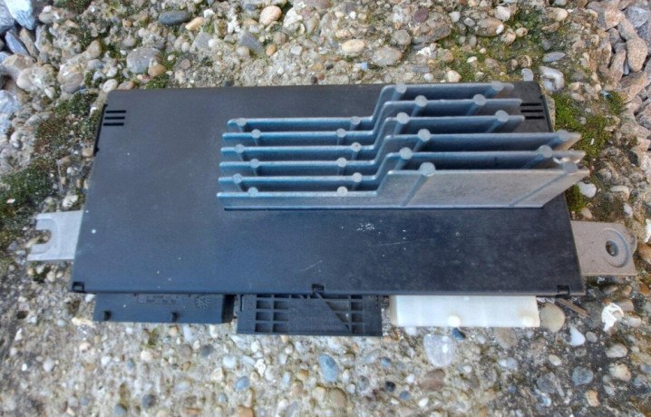 komfort-kontrolny-modul-svetiel-bmw-5-7-e39-e38-big-2