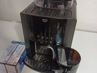 predam-automaticky-kavovar-krups-quattro-force-cappuccino