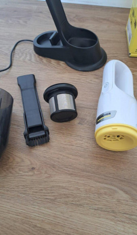 predam-rucny-vysavac-karcher-cvh3-plus-big-3