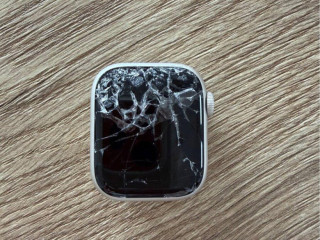 apple-watch-series-8-gps-41-mm-starlight