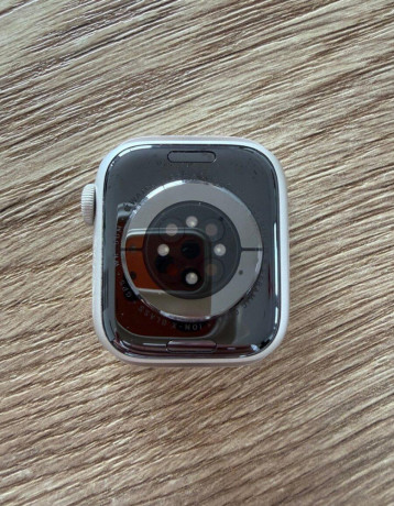 apple-watch-series-8-gps-41-mm-starlight-big-3