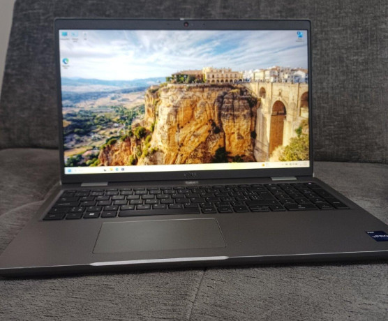 dell-precision-3571-big-0