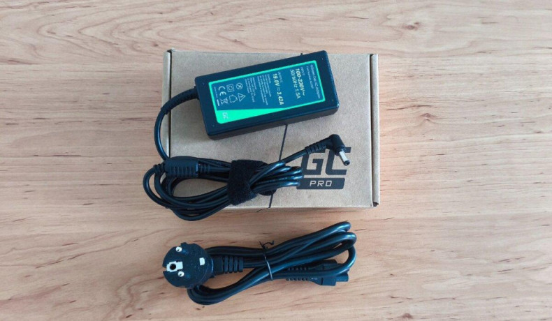 napajaci-adapter-greencell-19v65w-pre-toshiba-notebooky-big-0