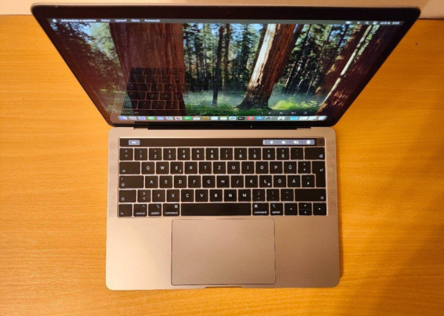 macbook-pro-133-2020-i5-8gb-256gb-ssd-big-3
