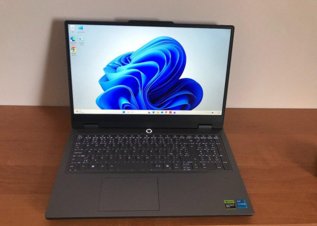 lenovo-loq-essential-15irx11-zaruka-big-0