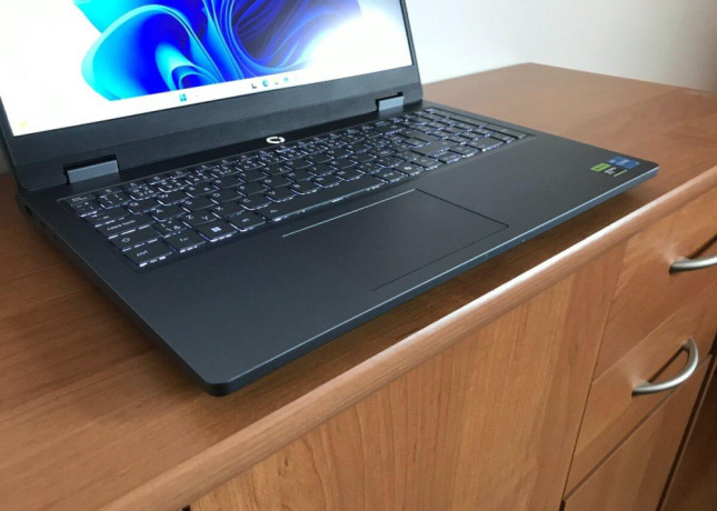 lenovo-loq-essential-15irx11-zaruka-big-4