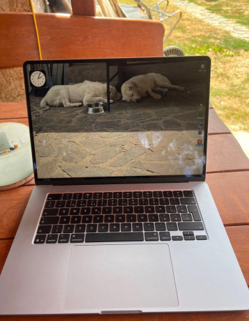 predam-macbook-air15m4-25616gb-big-1