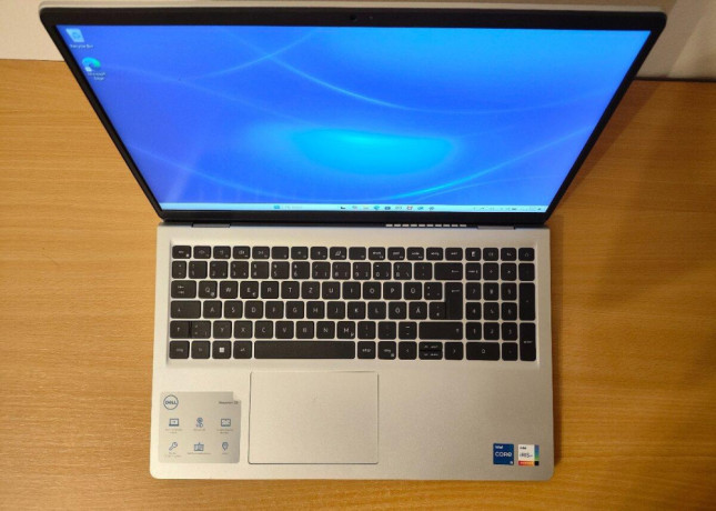 dell-inspiron-15-3520-i5-16gb-1tb-ssd-big-3