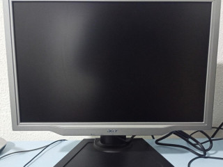 2022-lcd-monitory