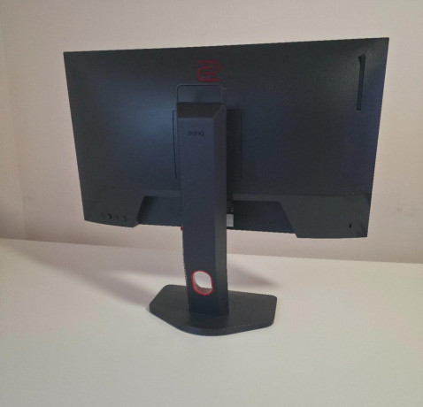 zowie-benq-xl2540k-240hz-1ms-big-1