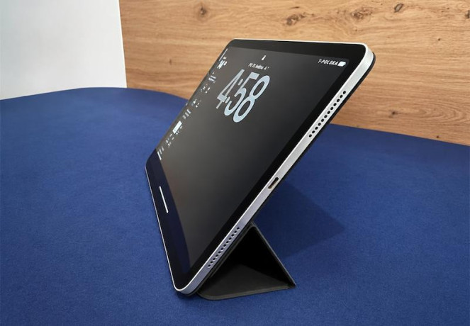 apple-ipad-m1-apple-pencil-apple-smartfolio-top-stav-big-2