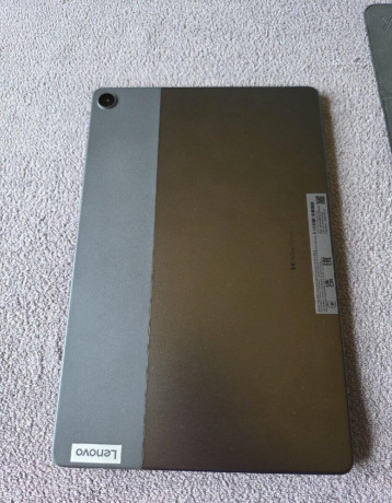 lenovo-tab-m10-3gen-big-2