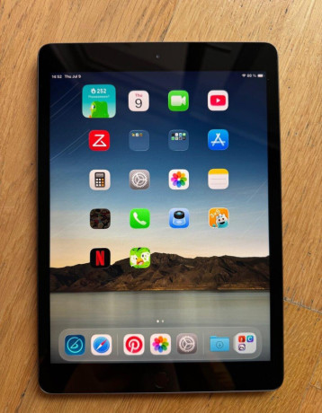 apple-ipad-8-generacia-102-32-gb-wi-fi-space-gray-big-0