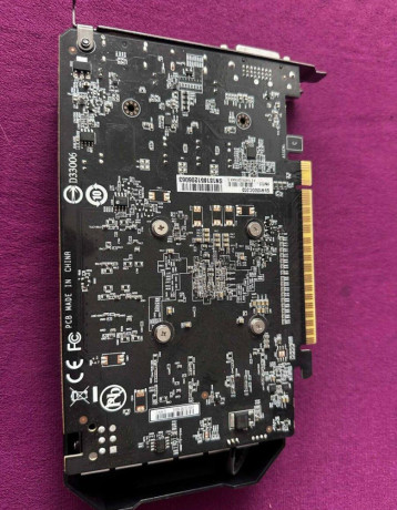 gigabyte-geforce-gtx-1050-ti-oc-4g-big-1