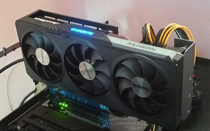 gigabyte-radeon-rx-7800-xt-gaming-oc-16g-big-0