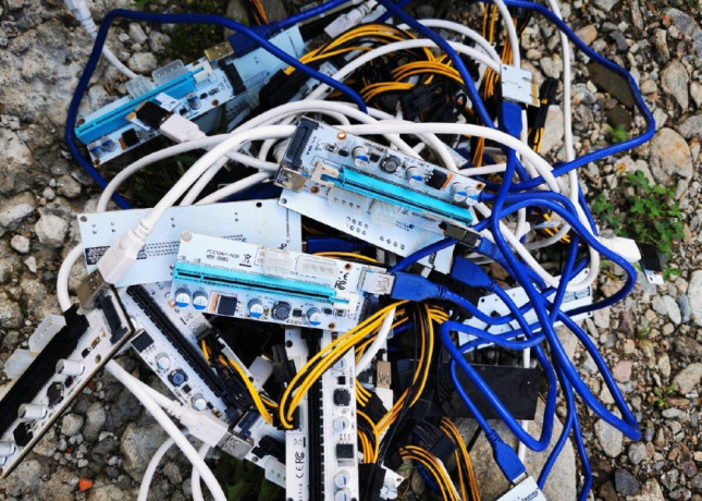 pcie-riser-big-0