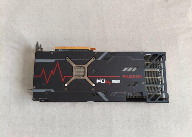 sapphire-pulse-rx-6800-xt-gaming-oc-16-gb-big-1