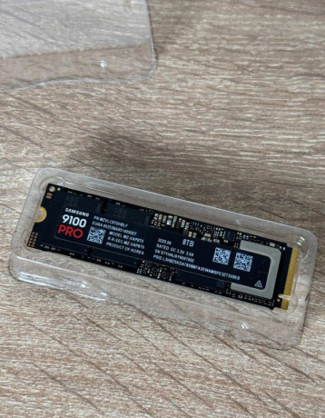 samsung-ssd-9100-pro-8tb-m2-big-0