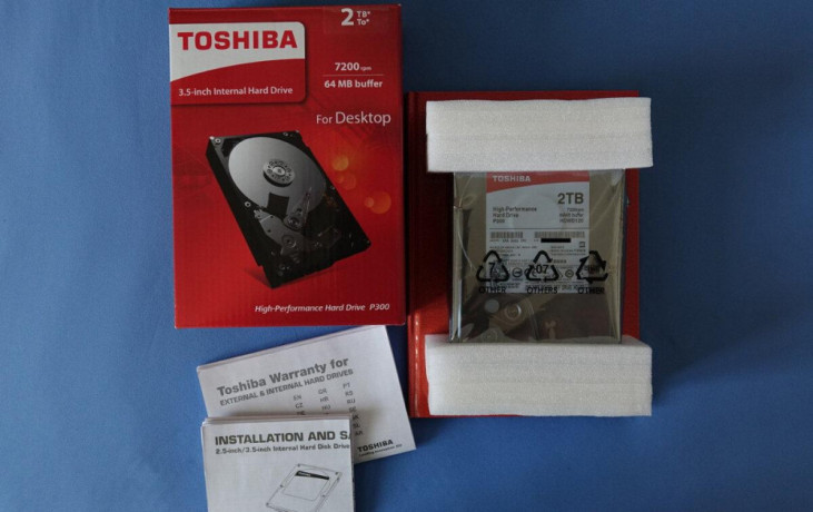 pevny-disk-hdd-35-toshibahitachi-p300-2tb-7200rpm-big-1