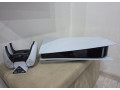 playstation-5-hry-2-ovladace-small-2