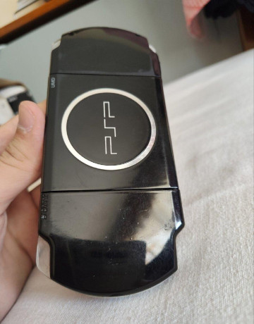 sony-psp-3004-big-3