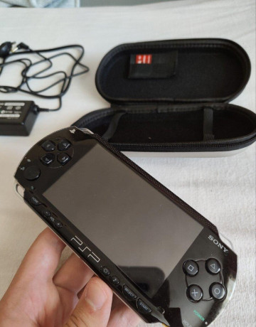 sony-psp-1004-big-1